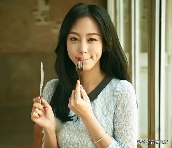 韩国两大女神全智贤pk宋慧乔,韩国逆龄女神全智贤宋慧乔