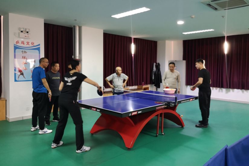 老同学演绎不老青春,老同学深情演绎青春