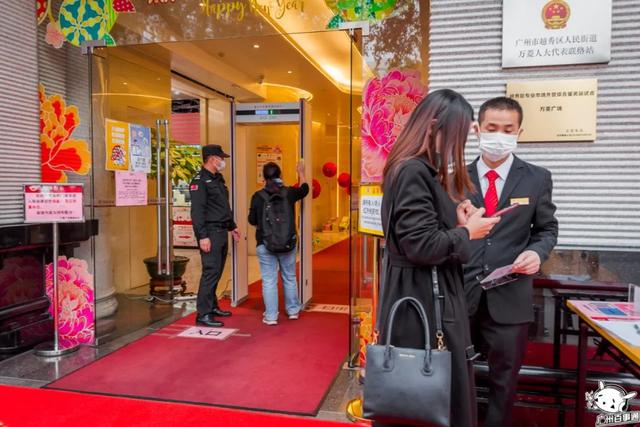 万菱广场复市!120万种商品工厂成本价,国际淘宝圣地回来了!