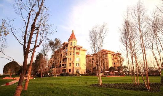 寤婃ˉ姘翠埂闃冲厜灏忛晣,闃冲厜灏忛晣寤婃ˉ姘翠埂