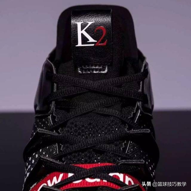 新百伦经典球鞋,新百伦刚出的那个鞋是什么