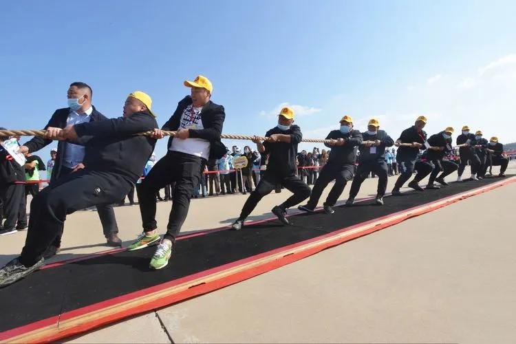 瓦房店友谊小学拔河比赛,丰收节拔河比赛