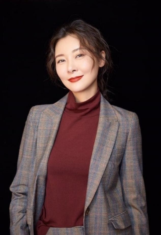 39岁柯蓝近况,柯蓝为啥选择做主持人