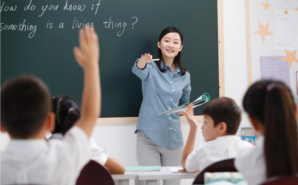 孩子出现偏科怎么办？“补习和请家教”都没用，聪明的家长这样做