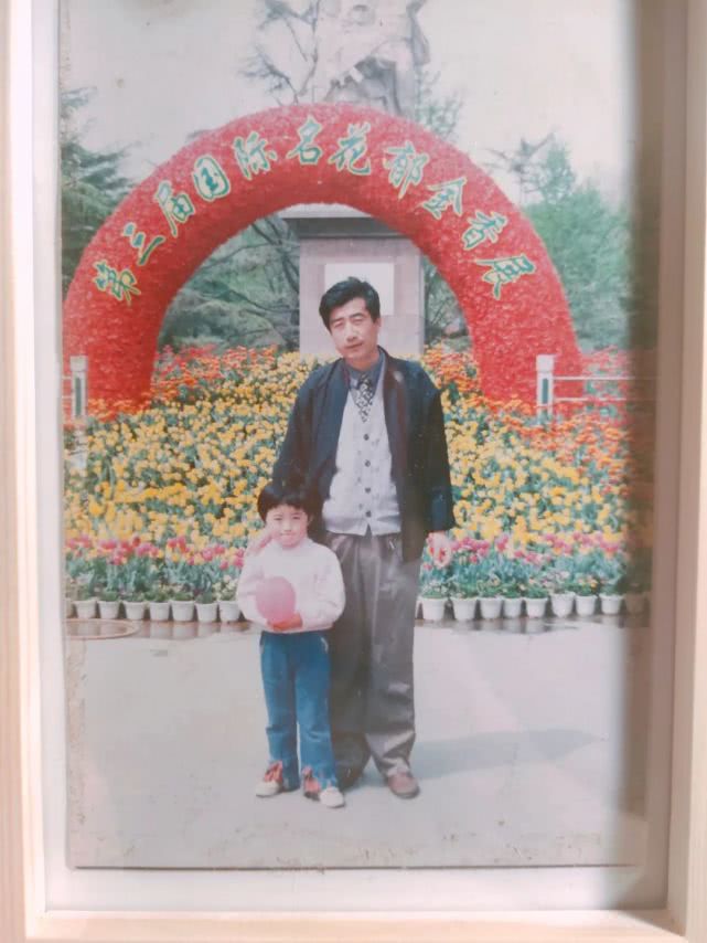 290个遗物故事,290次想念的声音