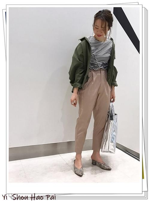 粉红色裤子搭配什么颜色上衣好看,粉红色裤子配什么上衣好看