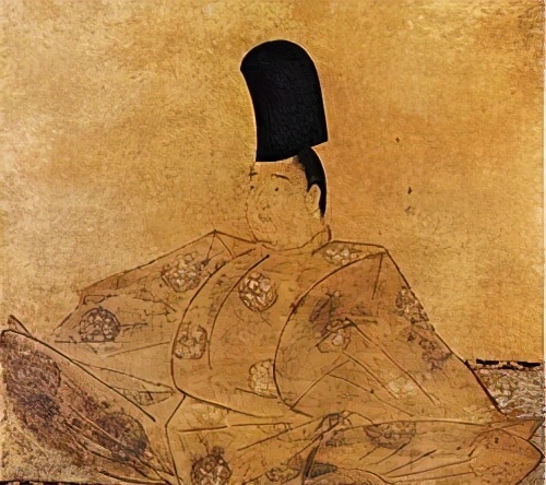 当傀儡风险也大:长文梳理日本天皇们的“被废史”