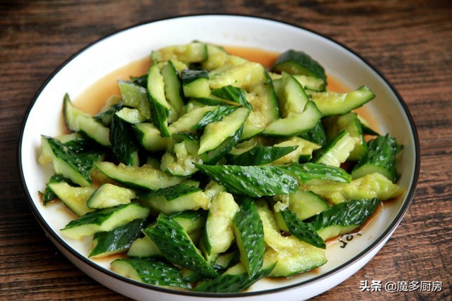 天热就想吃龙虾烤鱼,天热想吃鱼