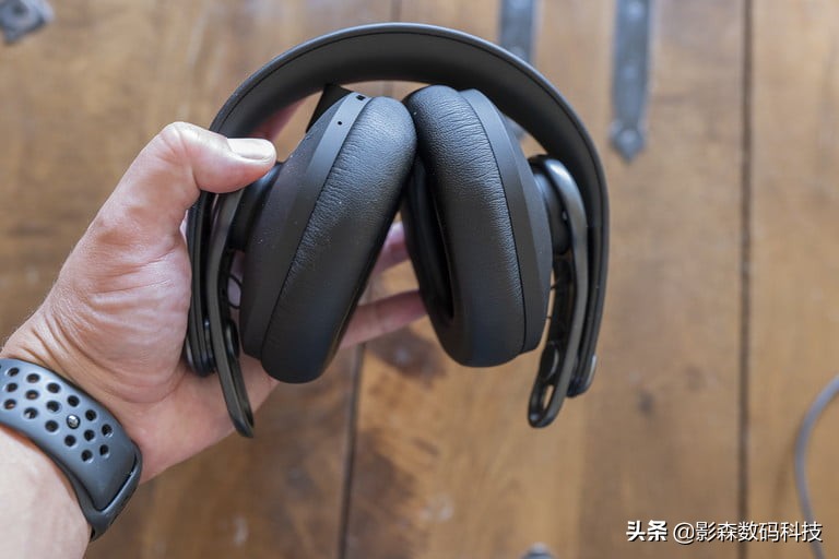 akgk371监听耳机,akgk371是蓝牙耳机吗