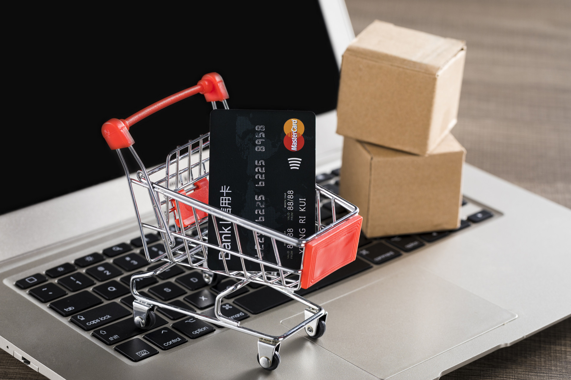 为什么天猫店比淘宝店更靠谱？