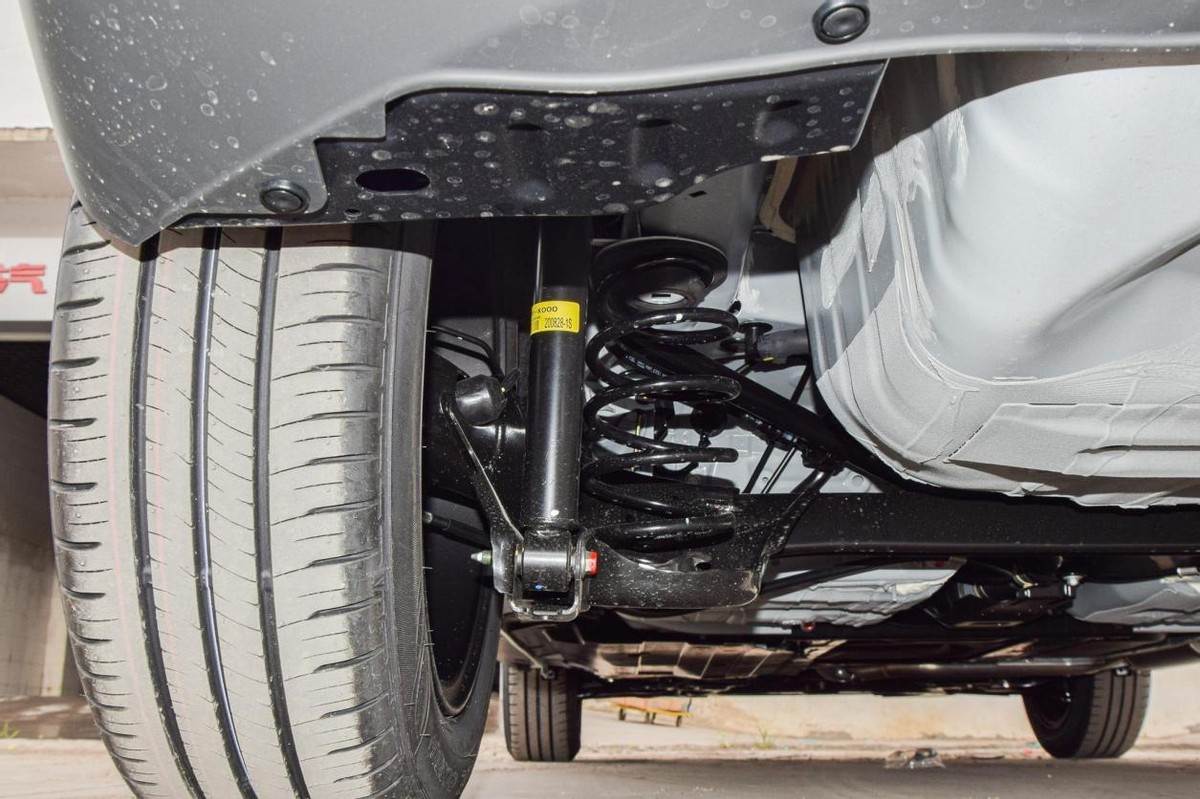 本田飞度销量下滑原因,新款本田飞度值不值得购买