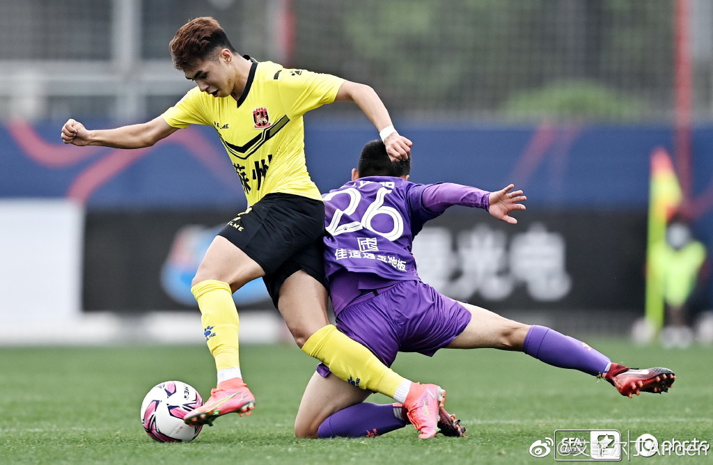 世界杯冠军教练招新门徒！恒大足校招生季强势启动