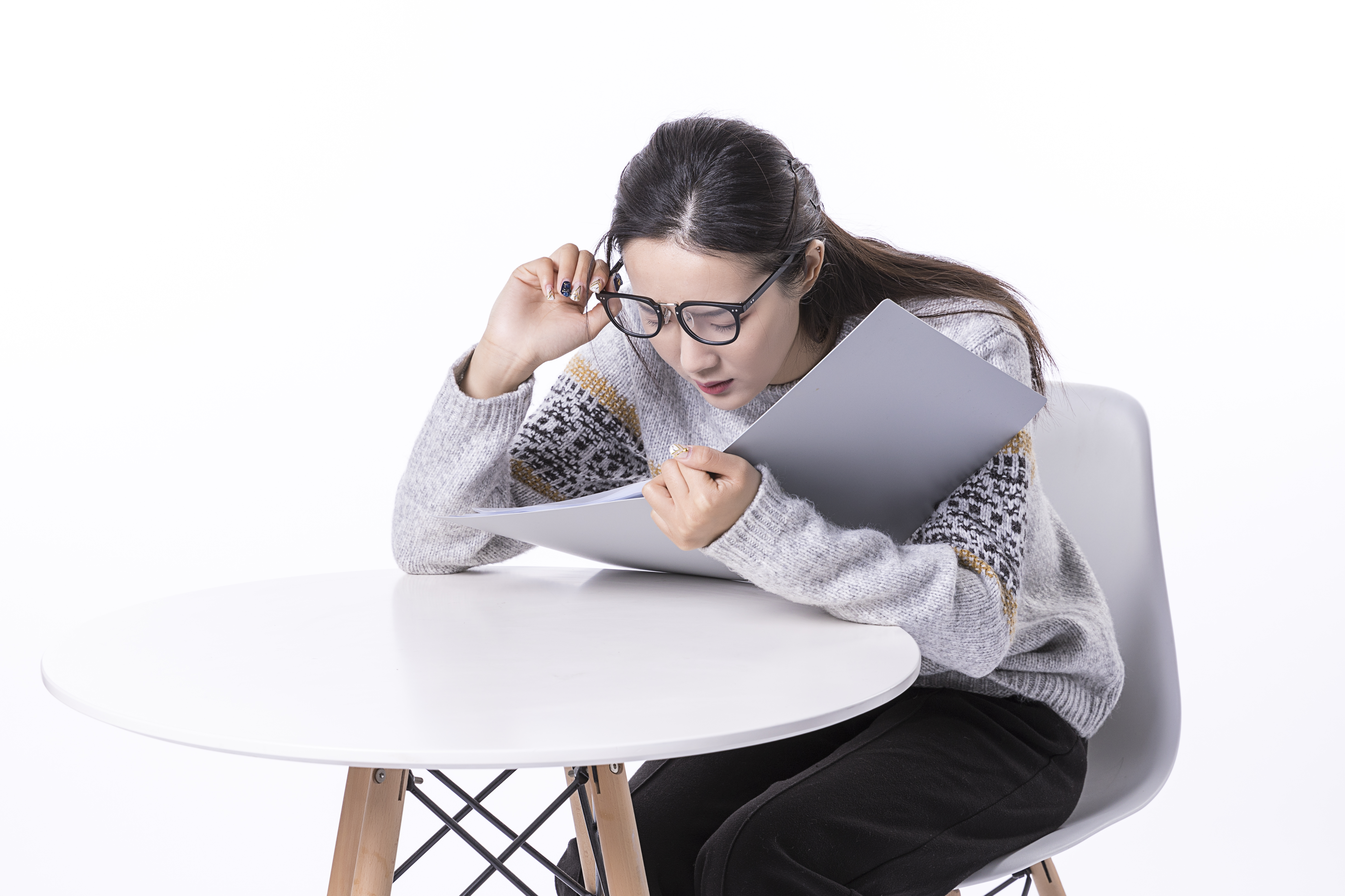 8岁50度远视储备怎么预防近视,远视储备4岁就没有了怎么办