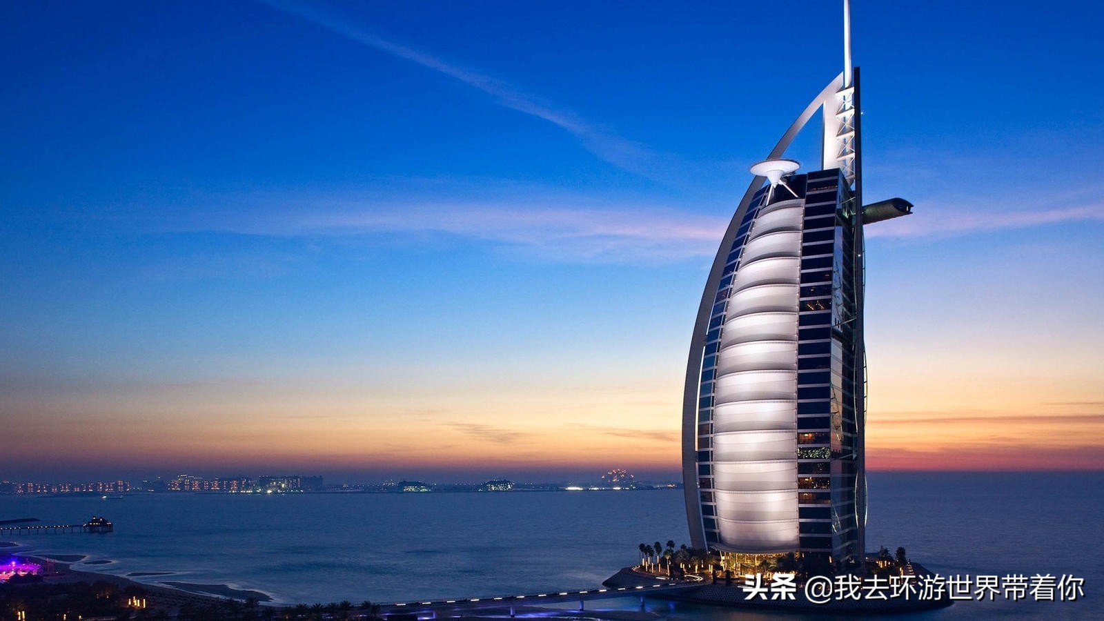 霸气的外貌下有个温柔的内心,霸气的背后隐藏着温柔和可爱