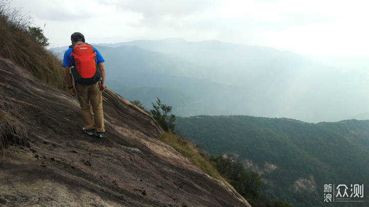 拓乐背包双肩包,拓乐户外背包
