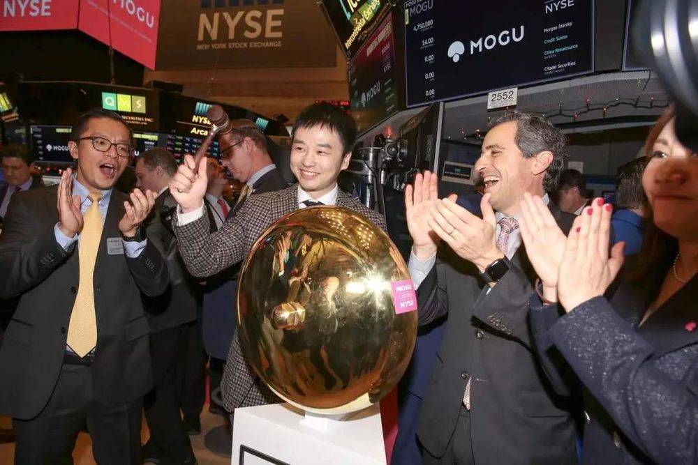 蘑菇街怎么突然消失了,蘑菇街和哪个并购了