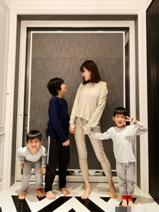 林志颖罕见晒kimi照,林志颖Kimi同台表演