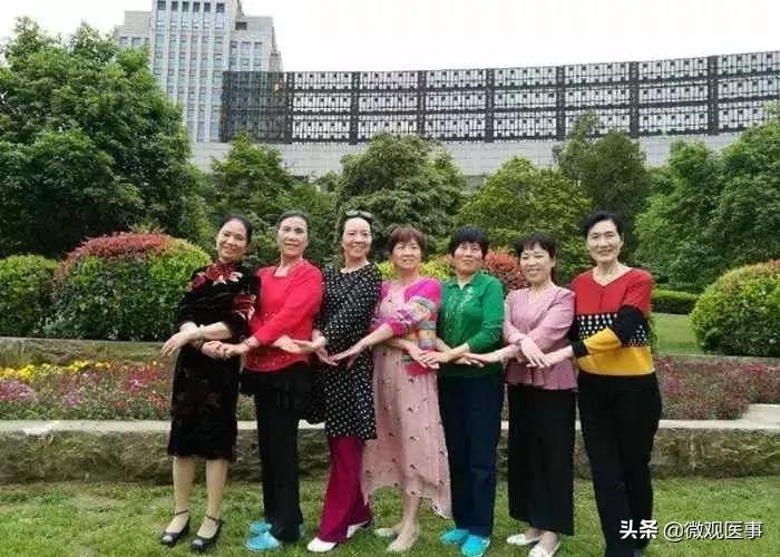 这张图看哭了多少老玩家,这几张照片看哭了无数人