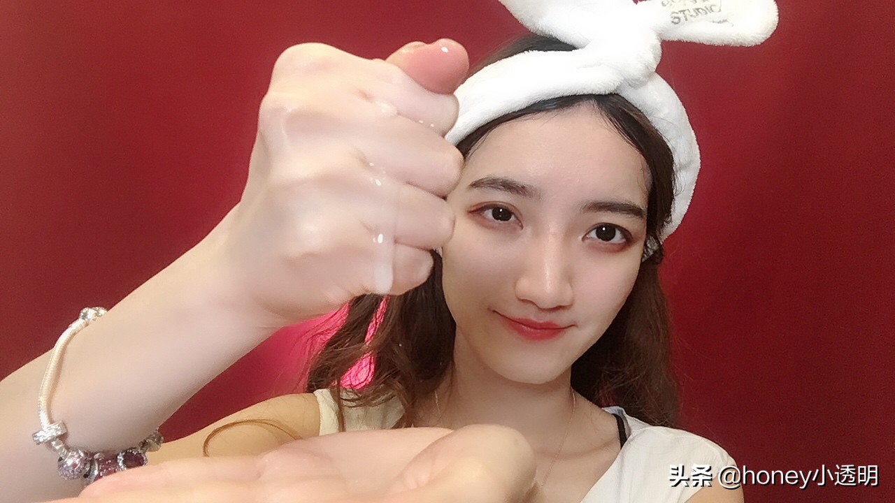 为肌肤补水的护肤品,水嫩修护蚕丝面膜