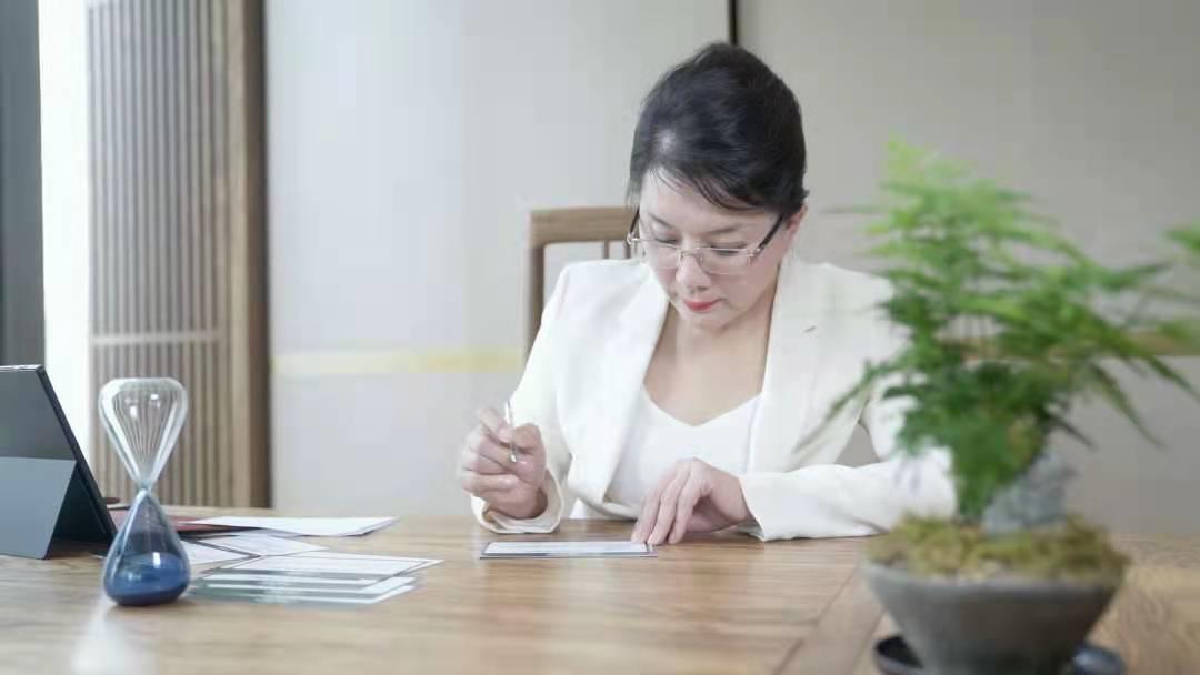 樊文花支持男士洗脸吗,樊文花洗脸手法视频