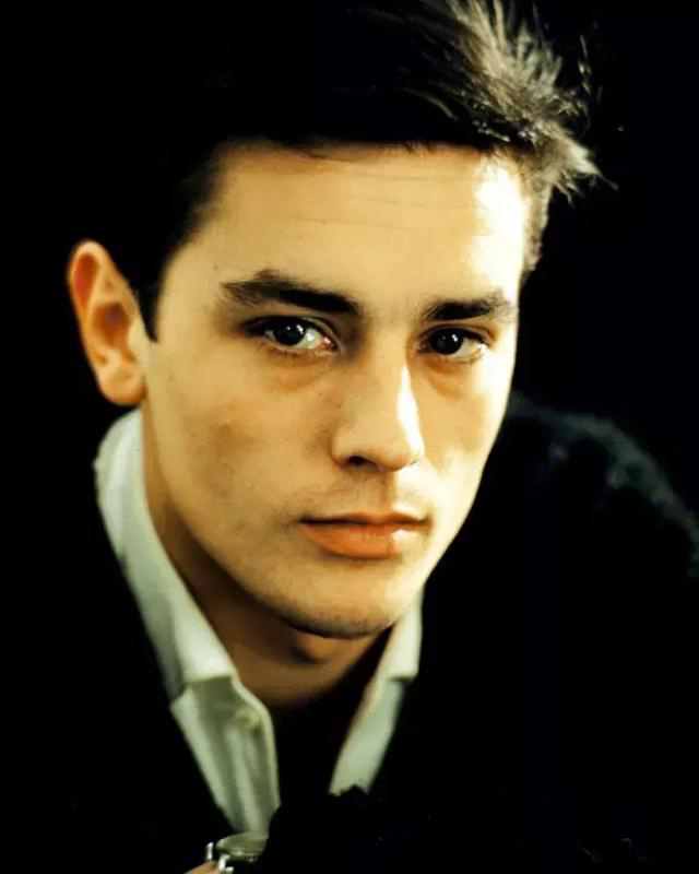 阿兰德龙最帅的电影是哪部,为什么阿兰德龙不是十大最帅男人