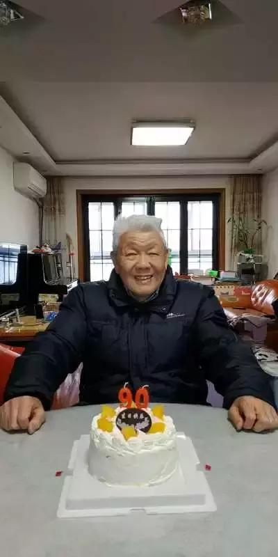 他是上海拳坛的祖师爷,这是“右拳王”许连生的故事