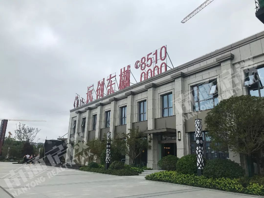 毛坯均价仅1w起的楼盘,高端楼盘与刚需楼盘对比