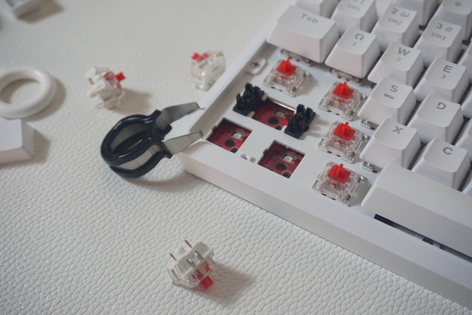 黑爵k870t键盘黑莓,黑爵k870t键盘如何切换中文