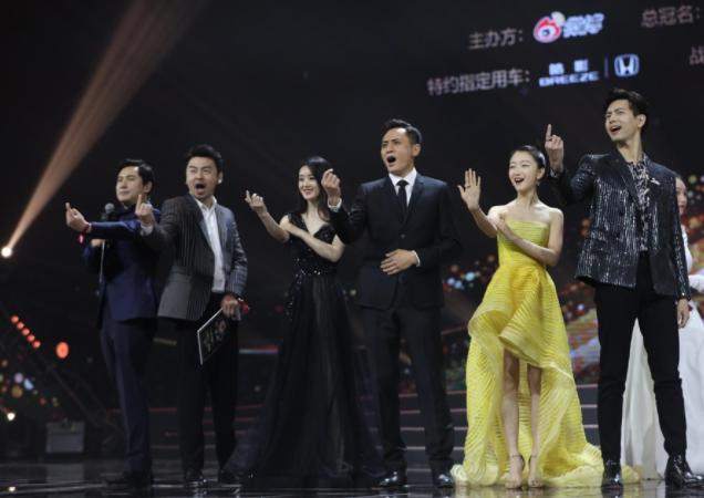 雷佳音教霍思燕儿子喝酒,霍思燕杜江和雷佳音