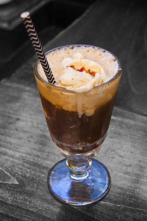 1分钟学会经典鸡尾酒,最简单的啤酒鸡尾酒