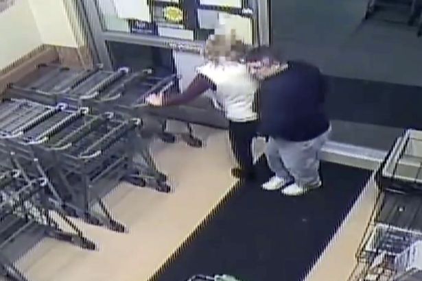 美51岁男子超市“行刺”，注射器中含自己精液，受害者不止一个