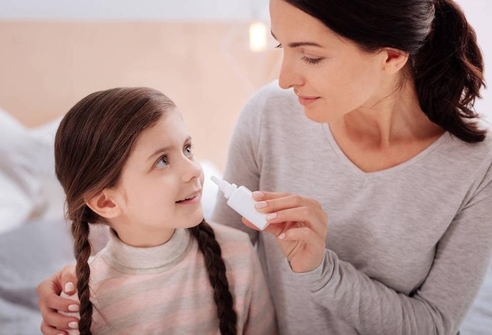 十三味辛夷滴鼻剂用法,滴鼻剂的用法用量