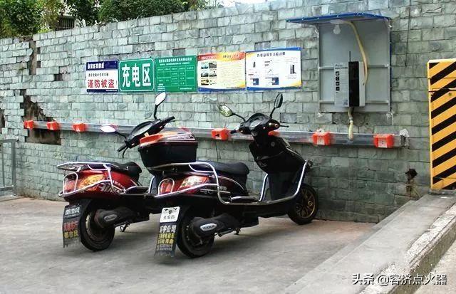 电瓶车电池用尽电再充有损害吗,电瓶车充满电不拔对电瓶有影响吗