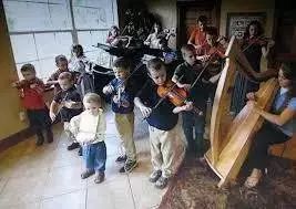 美国生17个孩子的夫妻,美国夫妇生了60多个孩子