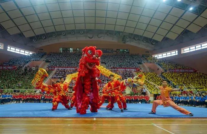 追寻向上的力量——黄有方校长在上海海事大学2019级本科生开学典礼上的致辞