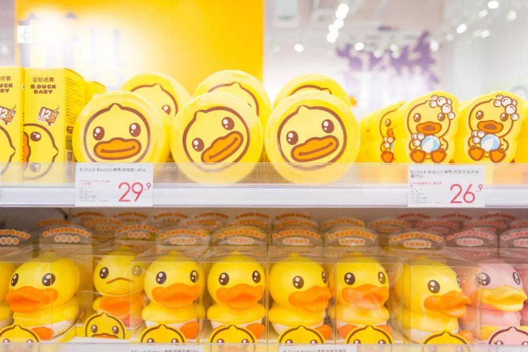 壕占800㎡+的KKV落户天津，「集装箱」式淘货圣地，逛到停不下来