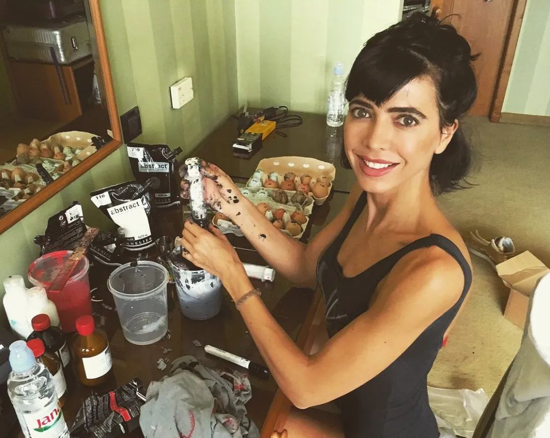 保护女人的合法权益,保护女性的正当权益