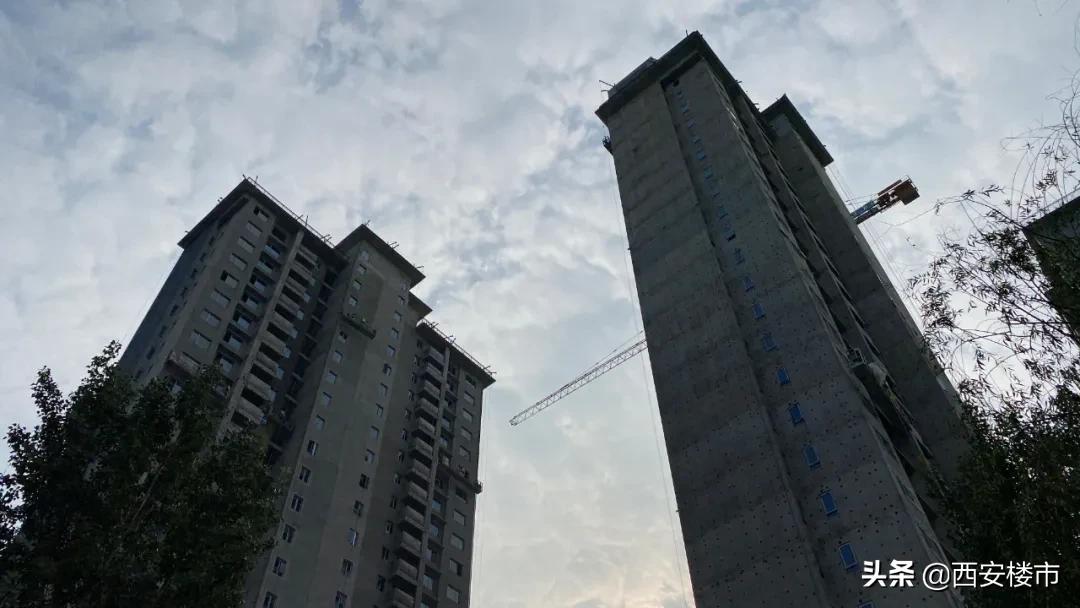 2万/㎡的香湖湾1号，建设进度和周边究竟如何？