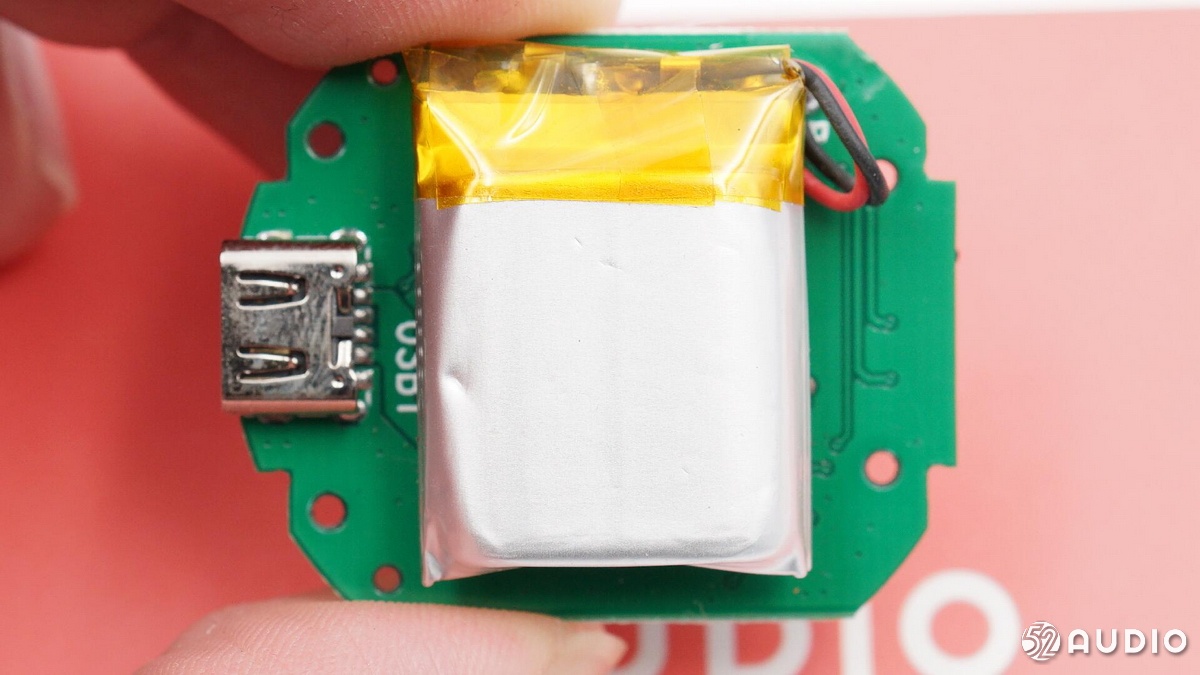 足球篮球蓝牙耳机拆解,足球款蓝牙耳机