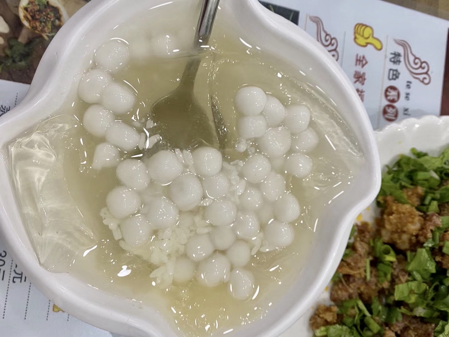 成都人夏天喜欢吃什么粉,四川人的夏天冰粉