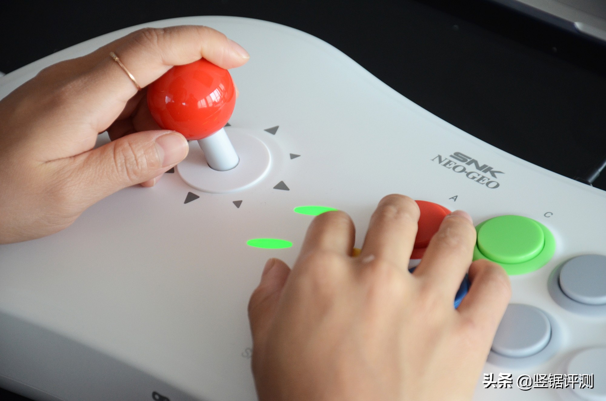 snk摇杆街机,snk街机摇杆可以玩什么