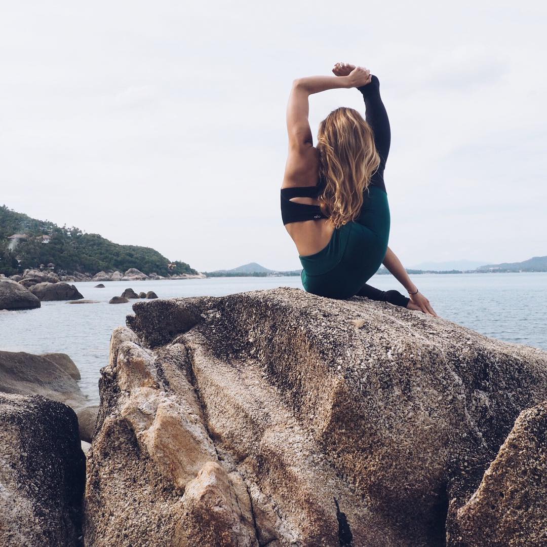 肠胃功能紊乱怎么揉肚子,扭转体式有助消化功能吗