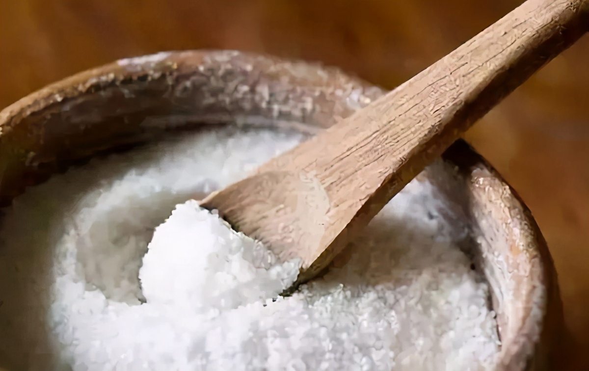 痔疮出血怎么办?一洗二躺三用药,少了哪个都不行