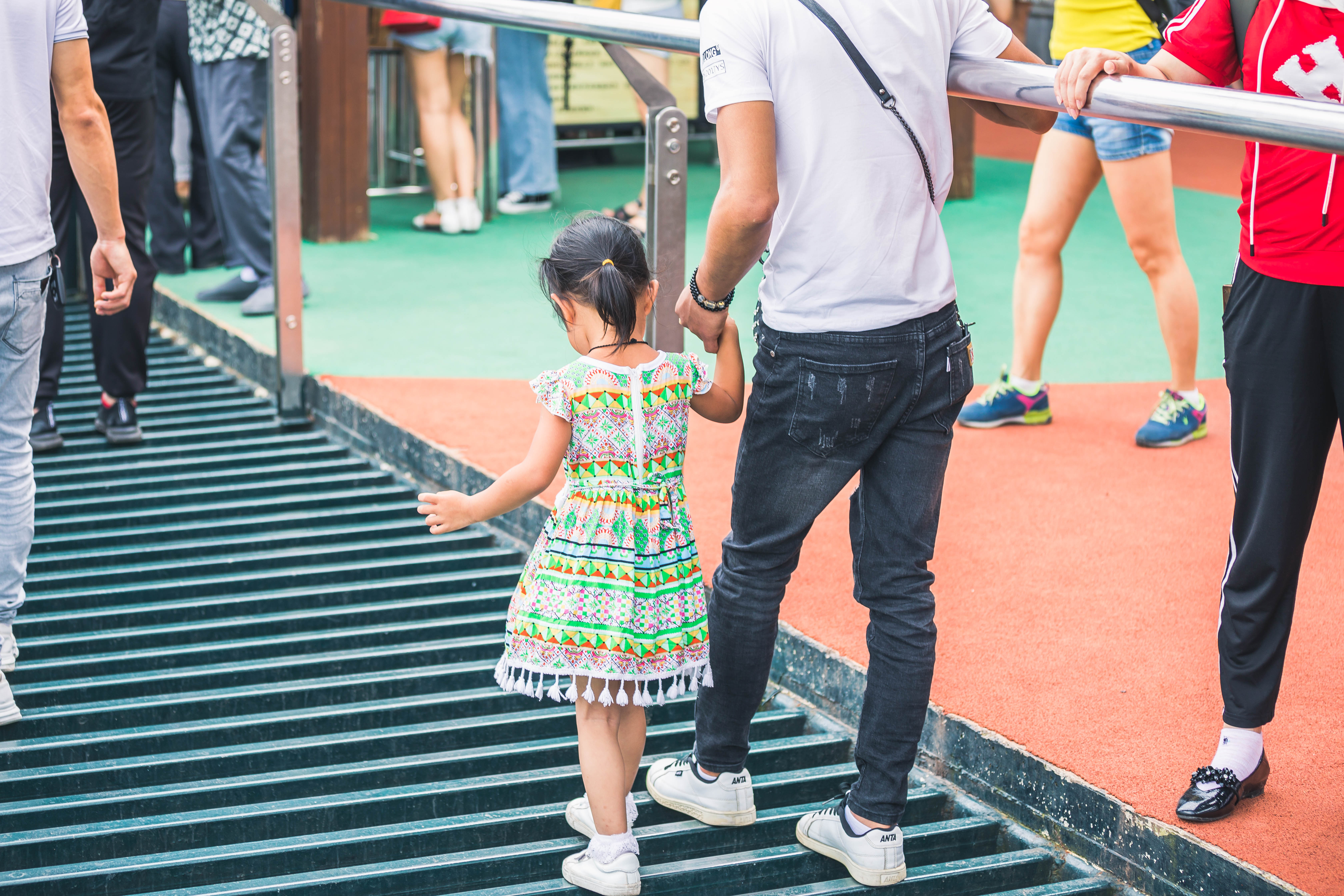 第一次去重庆奥陶纪应该怎样玩？真如抖音上那么刺激？亲自试试吧