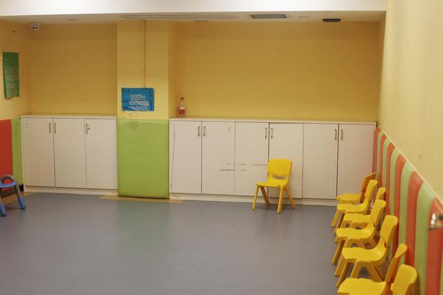 在暴力家庭长大有什么性格缺陷,孩子长期生活在家暴家庭会怎样