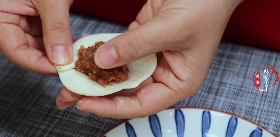 早餐想吃包子，教你懒人做法，10分钟搞定，比猪肉香，关键还低脂