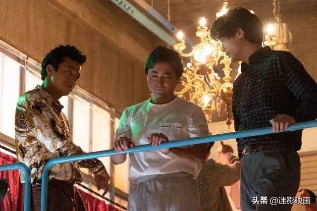 《全裸导演2》：网飞尺度最大的神剧回归，日本成人片帝王消亡史