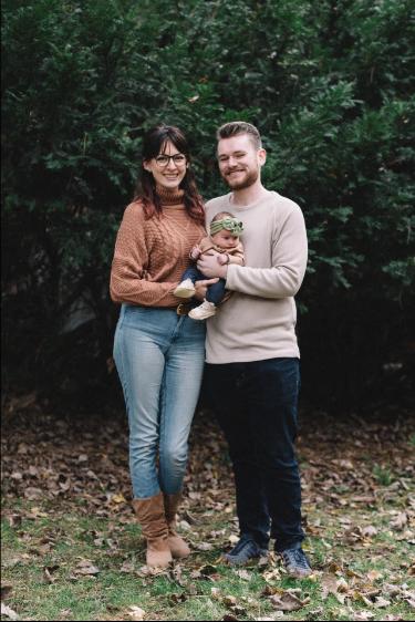 美国双子宫女子诞下双胞胎,美国女教师怀孕事件