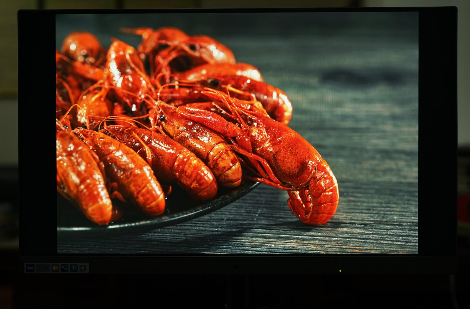 搭载11代酷睿i5的笔记本电脑,酷睿11代i5一体机