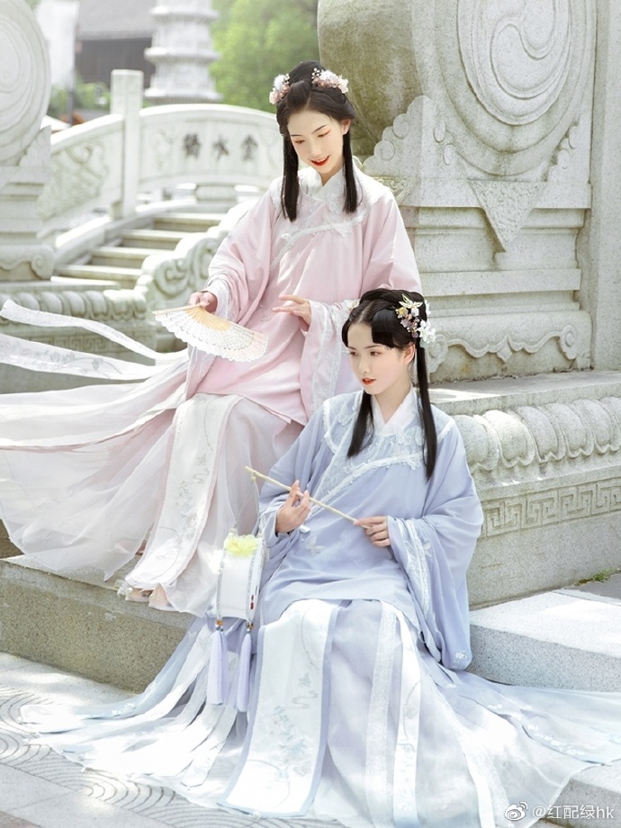 汉尚华莲旗下汉服品牌,汉尚华莲汉服改版